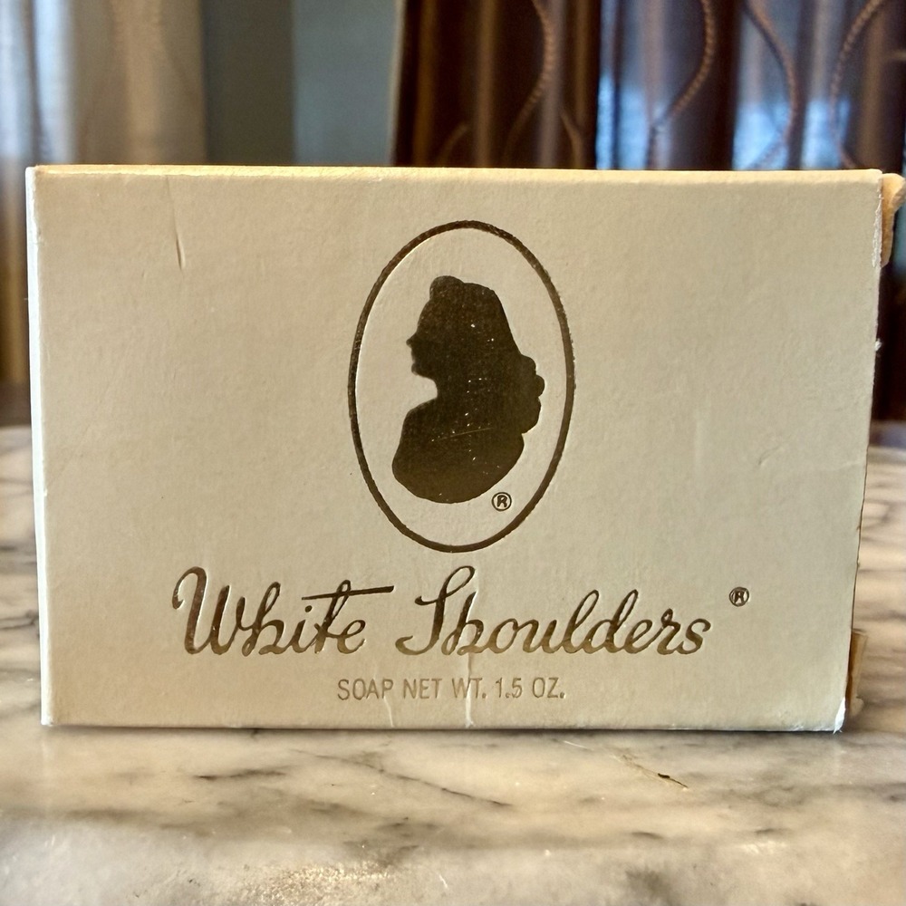NEW! Vintage White Shoulders French Milled Soap 1.5oz Bar Evyan Perfumes Box NYC